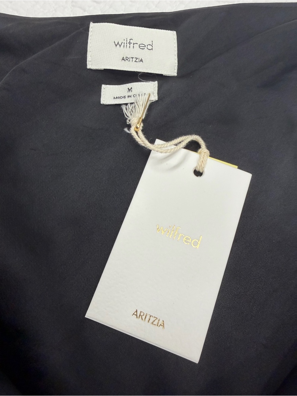 Aritzia Martini Black Silk Backless Self-Tie Halter Drape Top sz M NWT - Picture 11 of 11